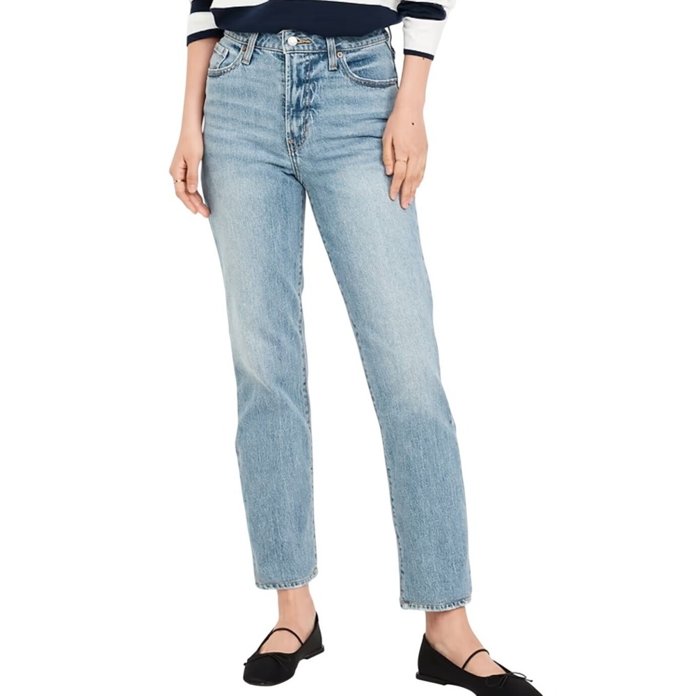 Old Navy Womens High Waisted Straight Leg Jeans Blue Med Wash Size 6 Distressed